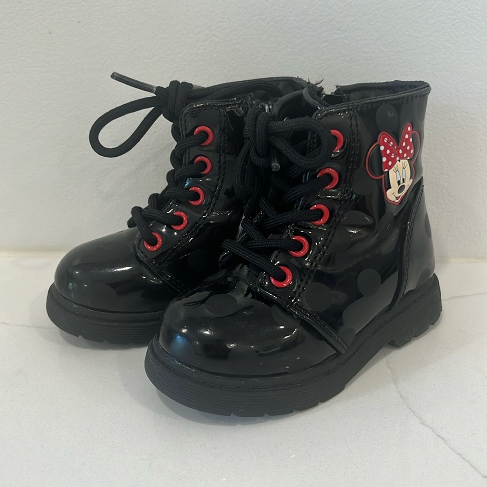Minnie Mouse Boots